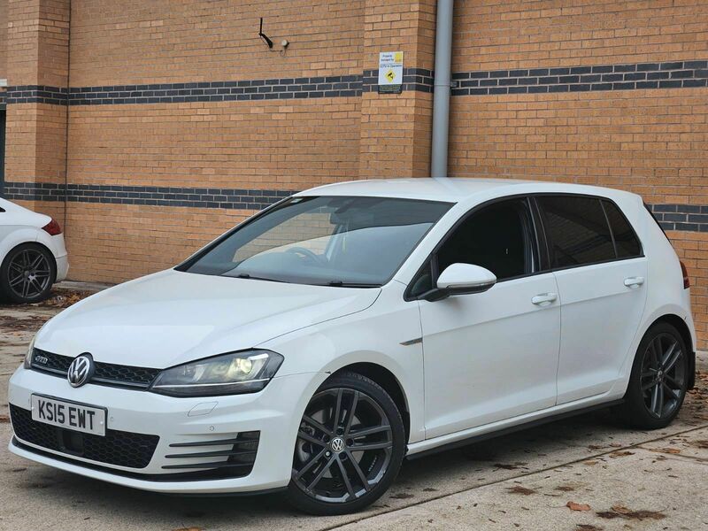 Used Volkswagen Golf 2015 for sale - 77228020: Photo 5