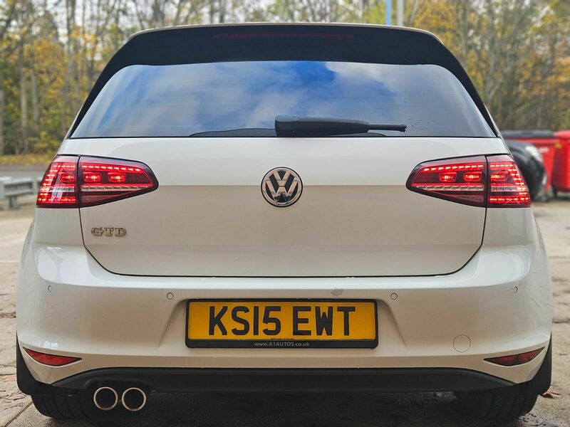 Used Volkswagen Golf 2015 for sale - 77228020: Photo 9