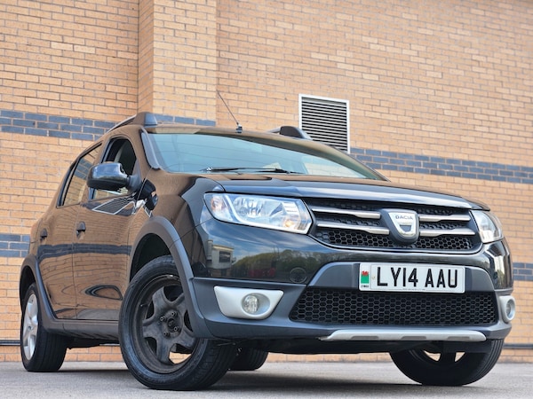 Used Dacia Sandero Stepway 2014 for sale - 75402442: Photo 1
