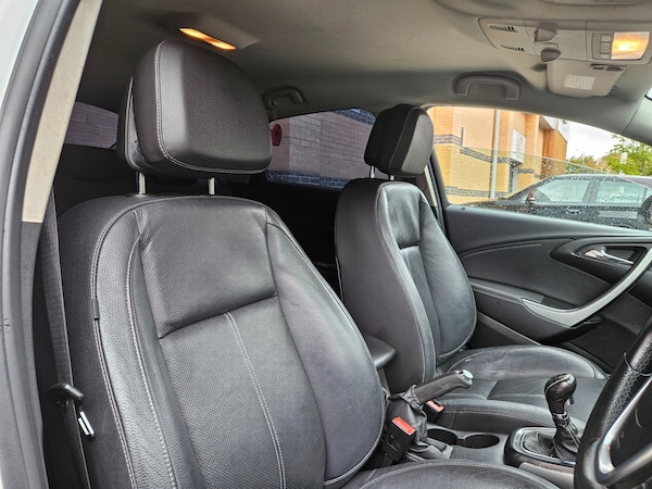 Used Vauxhall Astra 2013 for sale - 76163625: Photo 15