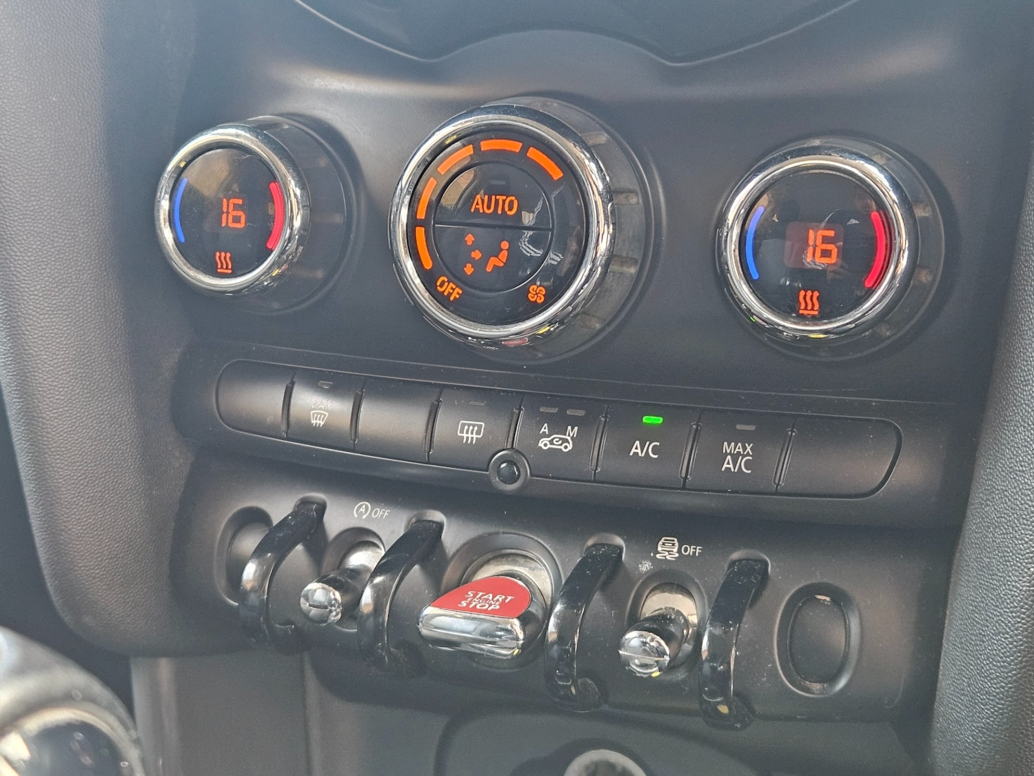 Used MINI Hatch 2016 for sale - 76106436: Photo 17