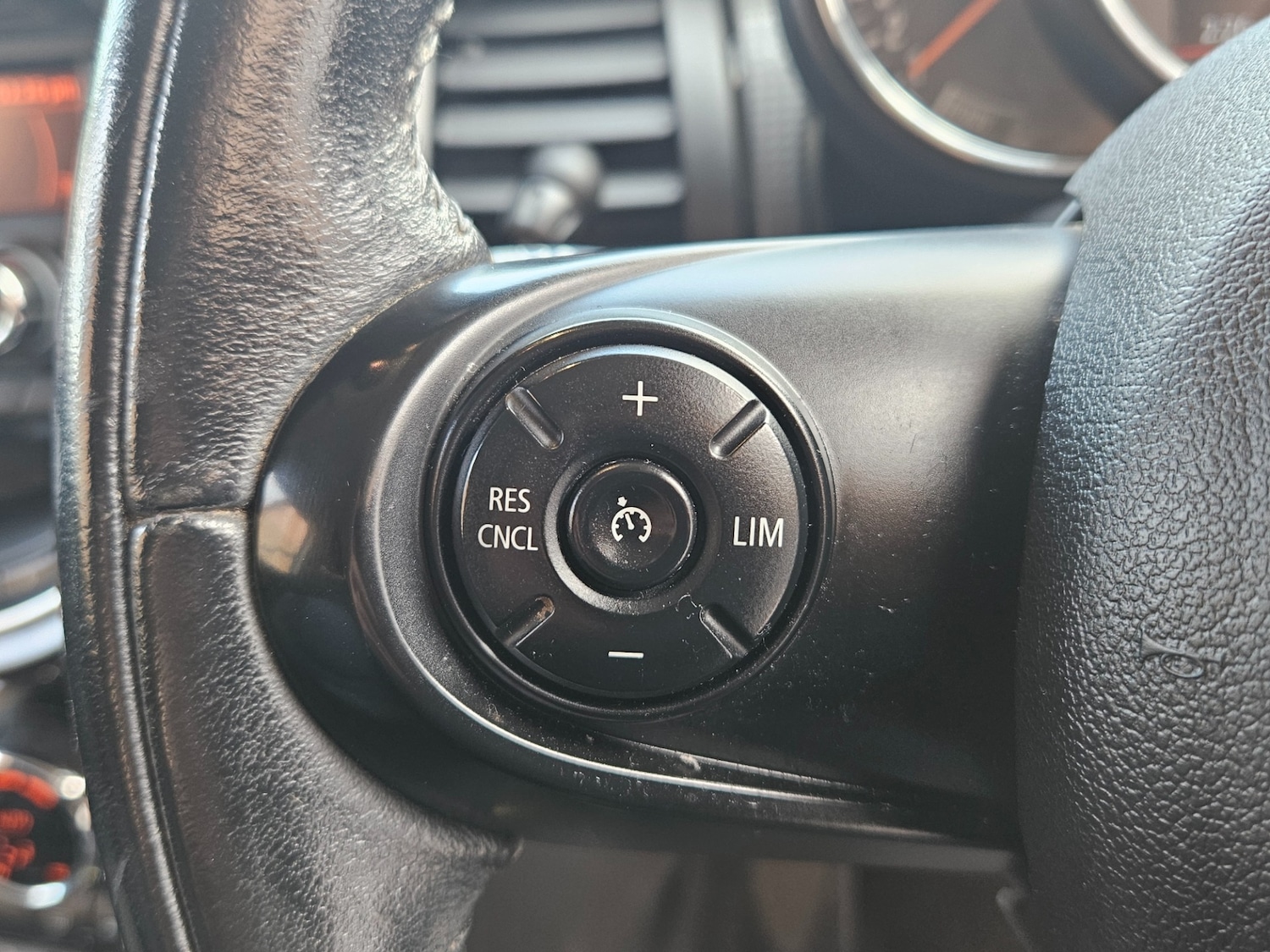 Used MINI Hatch 2016 for sale - 76106436: Photo 19