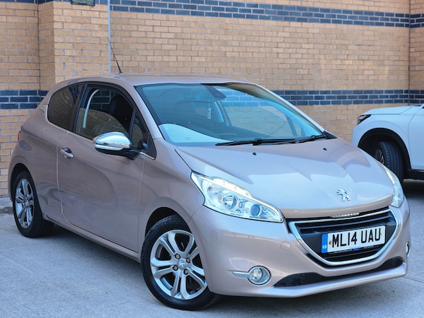 Used Peugeot 208 2014 for sale - 75429414: Photo 3