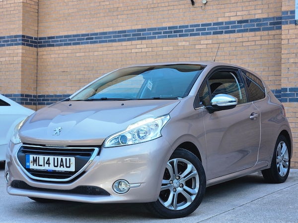 Used Peugeot 208 2014 for sale - 75429414: Photo 5