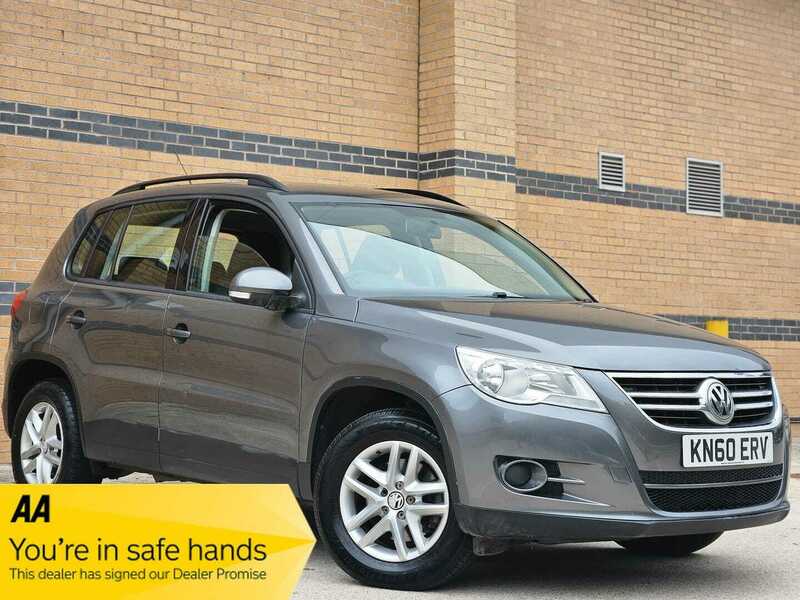 Used Volkswagen Tiguan 2010 for sale - 76490948: Photo 1