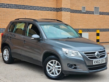 Used Volkswagen Tiguan 2010 for sale - 76490948: Photo