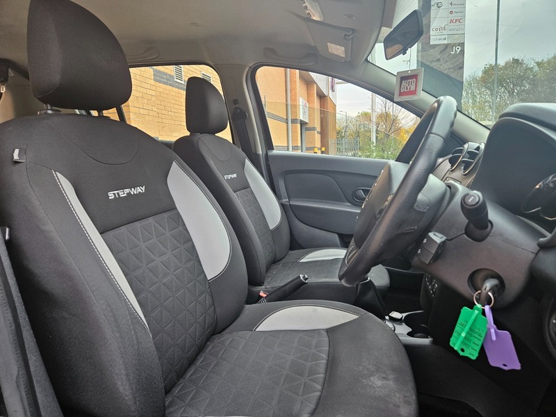 Used Dacia Sandero Stepway 2014 for sale - 76490954: Photo 16