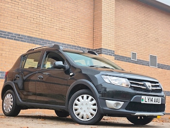Used Dacia Sandero 2014 for sale - 76490954: Photo