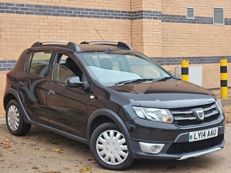 Used Dacia Sandero Stepway 2014 for sale - 76490954: Photo 4