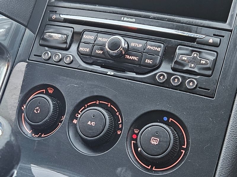 Used Peugeot 3008 2011 for sale - 76490955: Photo 20