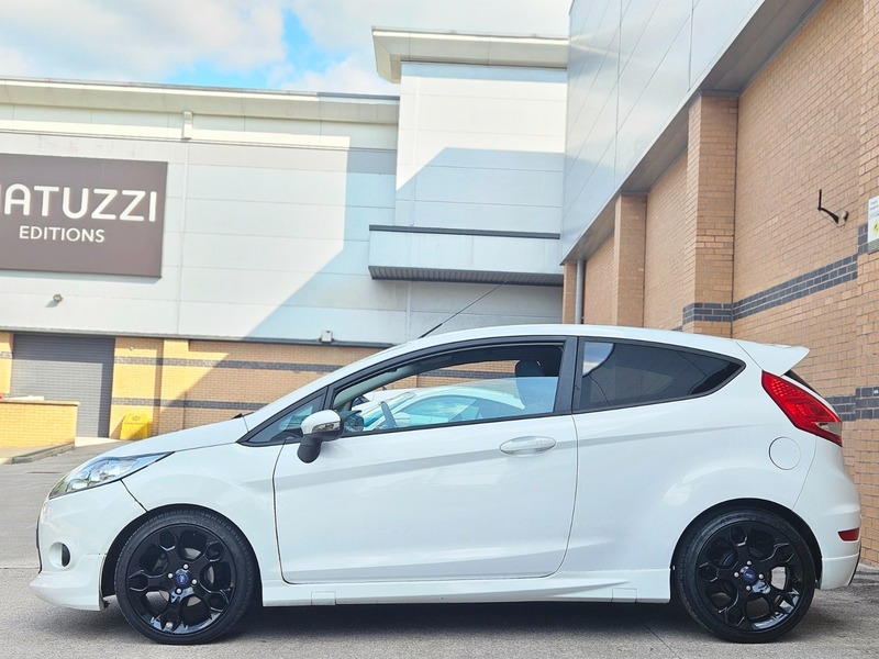 Used Ford Fiesta 2011 for sale - 76490956: Photo 12