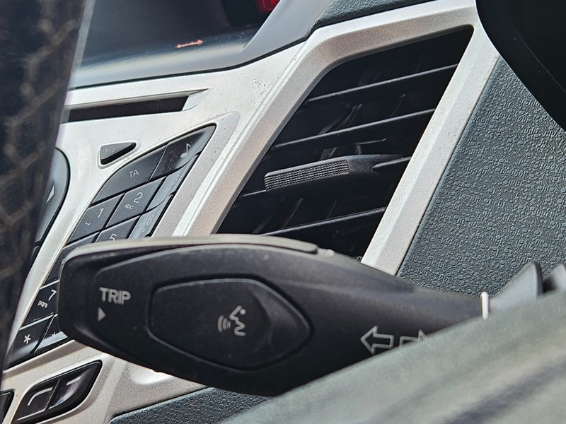 Used Ford Fiesta 2011 for sale - 76490956: Photo 19