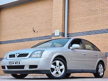 Used Vauxhall Vectra 2004 for sale - 75828850: Photo