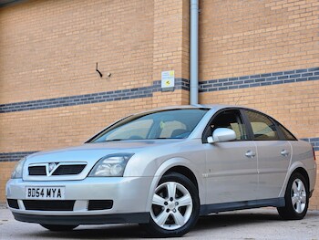 Used Vauxhall Vectra 2004 for sale - 75828850: Photo