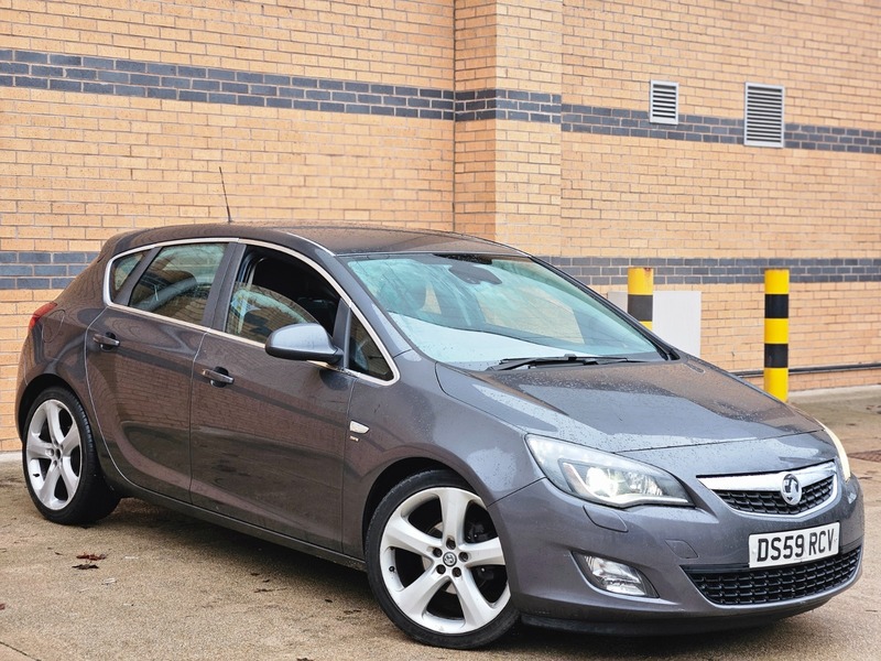 Used Vauxhall Astra 2010 for sale - 77154111: Photo 3