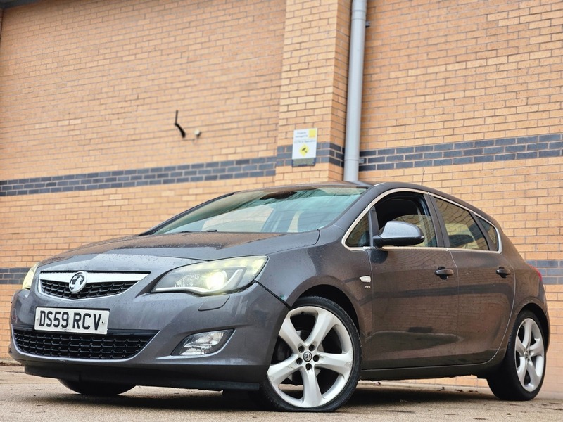 Used Vauxhall Astra 2010 for sale - 77154111: Photo 4