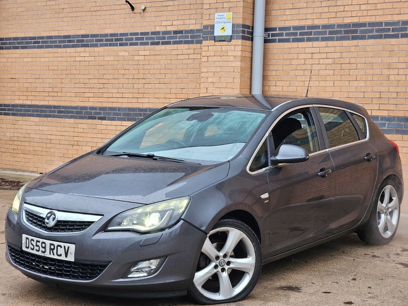 Used Vauxhall Astra 2010 for sale - 77154111: Photo 6