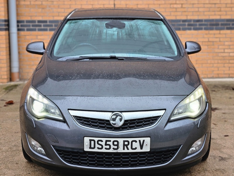 Used Vauxhall Astra 2010 for sale - 77154111: Photo 8