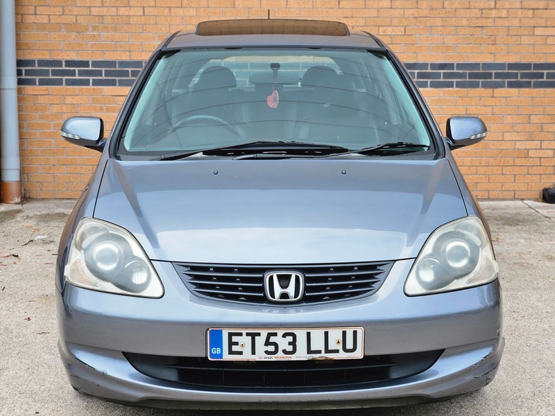 Used Honda Civic 2004 for sale - 76490960: Photo 10