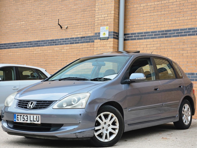 Used Honda Civic 2004 for sale - 76490960: Photo 6