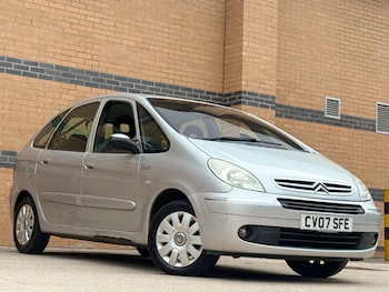 2007 (07) - 1.6i 16V Exclusive 5dr