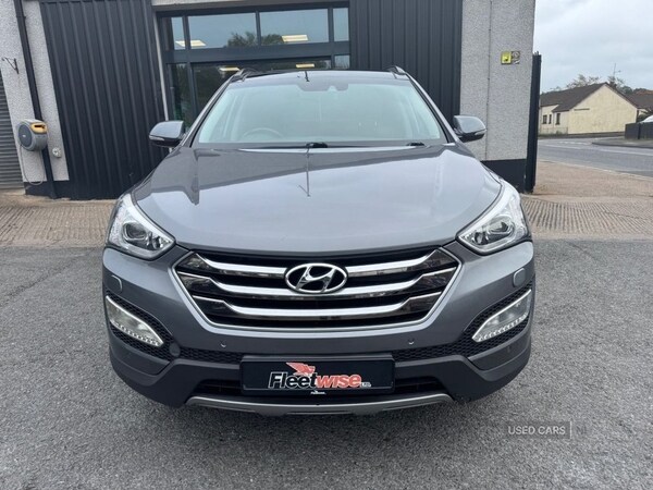 Used Hyundai Santa Fe 2015 for sale - 76139157: Photo 2