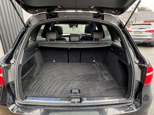 Used Mercedes-Benz GLC 2019 for sale - 76167949: Photo 11