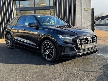 Audi - Q8