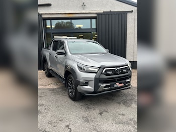 Used Toyota Hilux 2023 for sale - 75540714: Photo