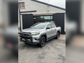 Used Toyota Hilux 2023 for sale - 75540714: Photo
