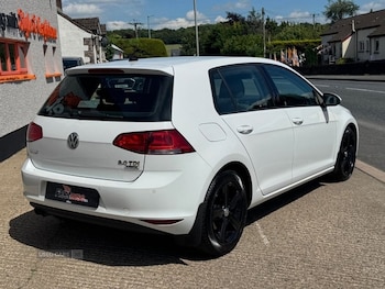 Used Volkswagen Golf 2016 for sale - 79000345: Photo