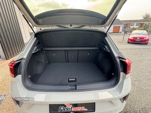 Used Volkswagen T-Roc 2022 for sale - 76167947: Photo 11