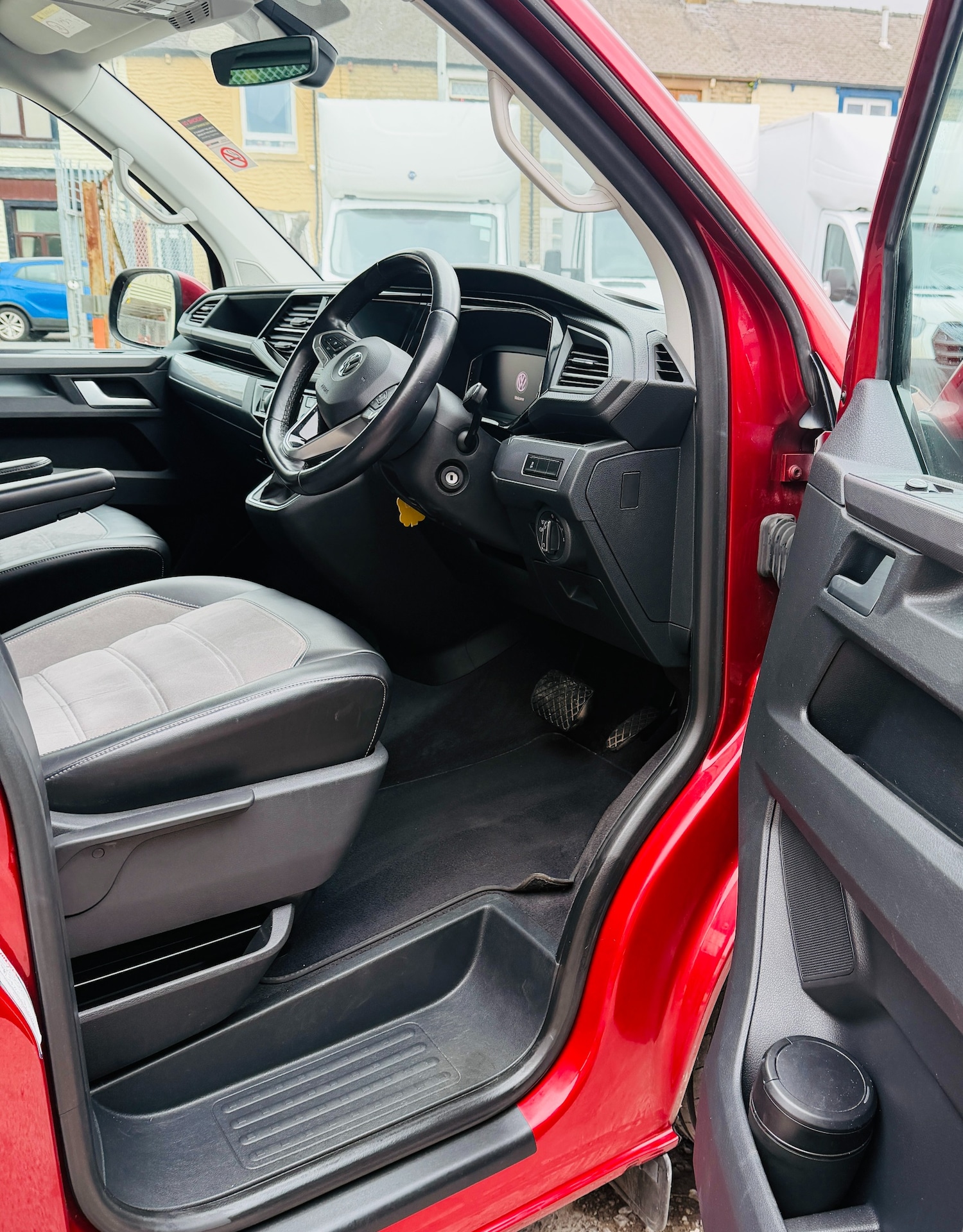 Used Volkswagen Caravelle 2021 for sale - 76036012: Photo 26