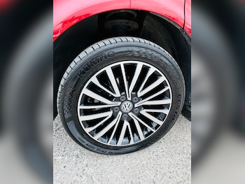 Used Volkswagen Caravelle 2021 for sale - 76036012: Photo