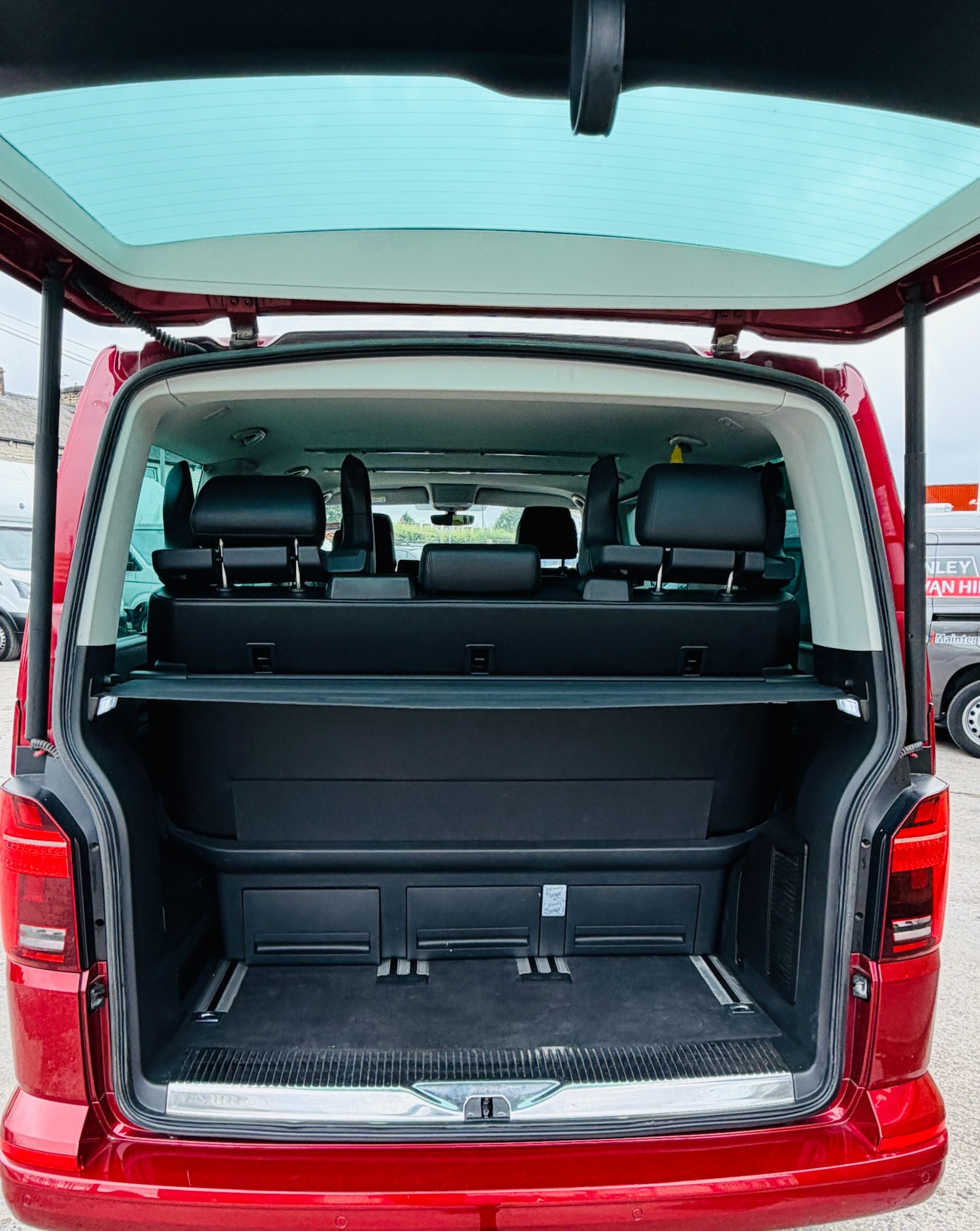 Used Volkswagen Caravelle 2021 for sale - 76036012: Photo 9