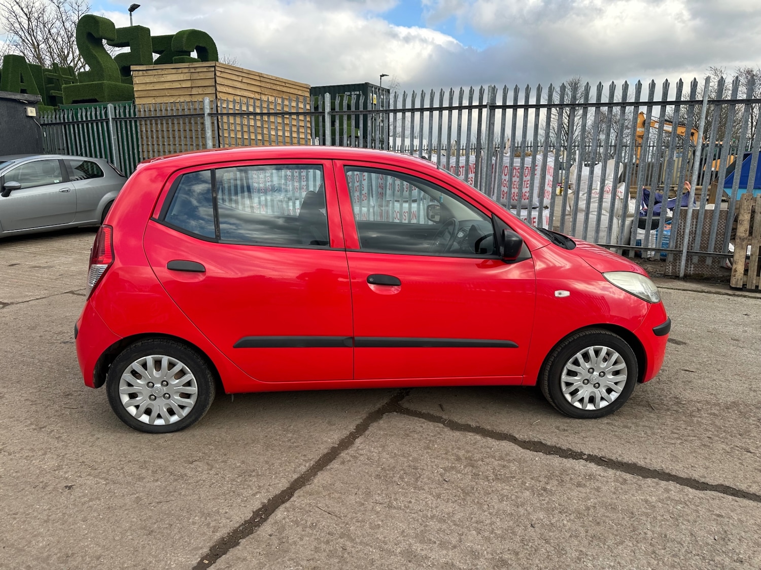 Used Hyundai i10 2010 for sale - 78008619: Photo 6