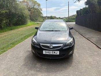 Used Vauxhall Astra 2011 for sale - 78525662: Photo