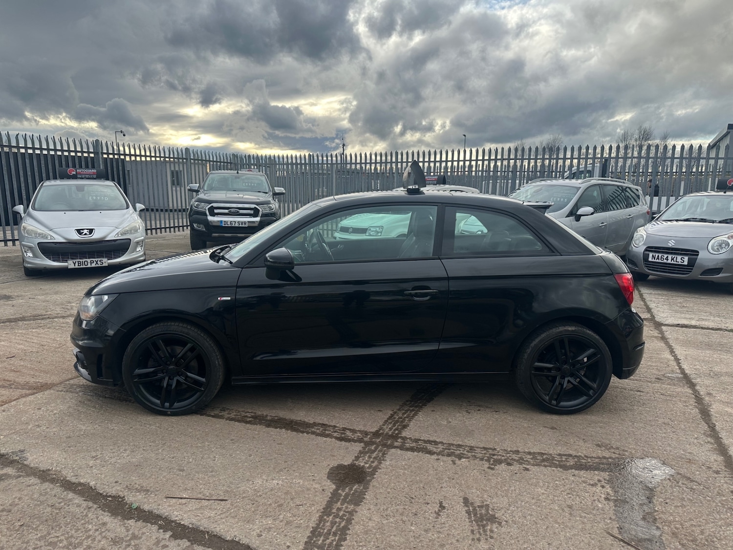 Used Audi A1 2011 for sale - 77736160: Photo 4