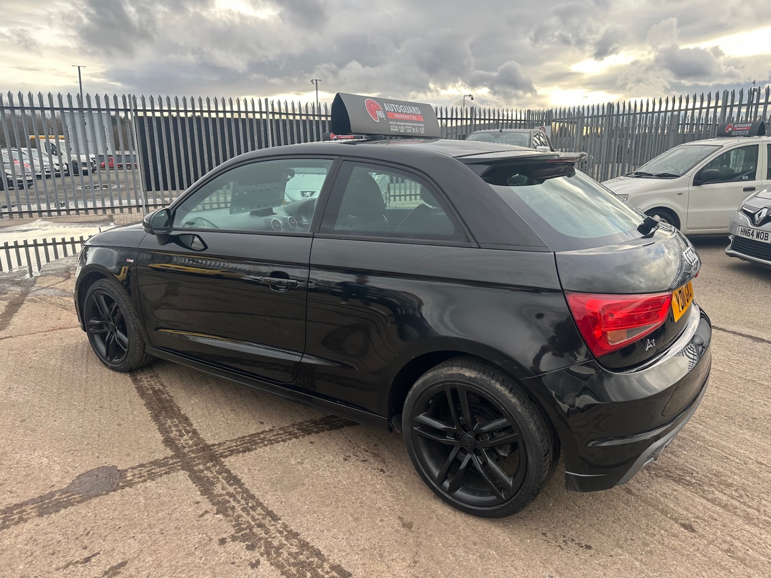 Used Audi A1 2011 for sale - 77736160: Photo 5