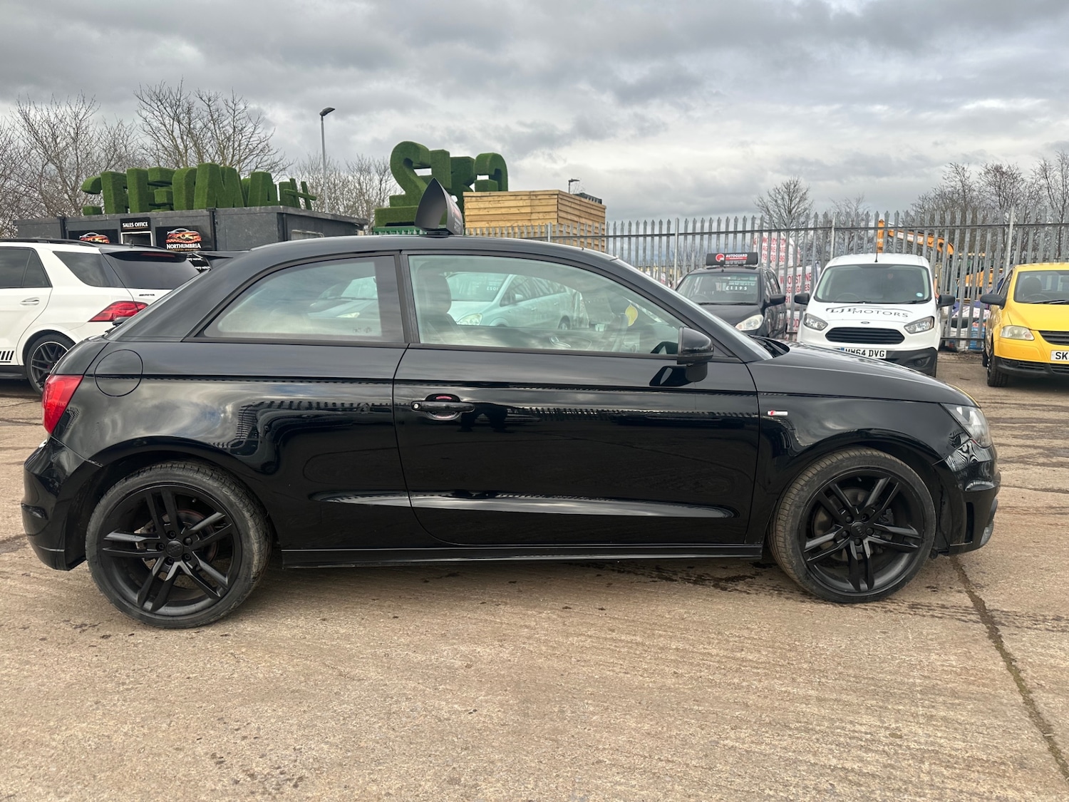 Used Audi A1 2011 for sale - 77736160: Photo 8