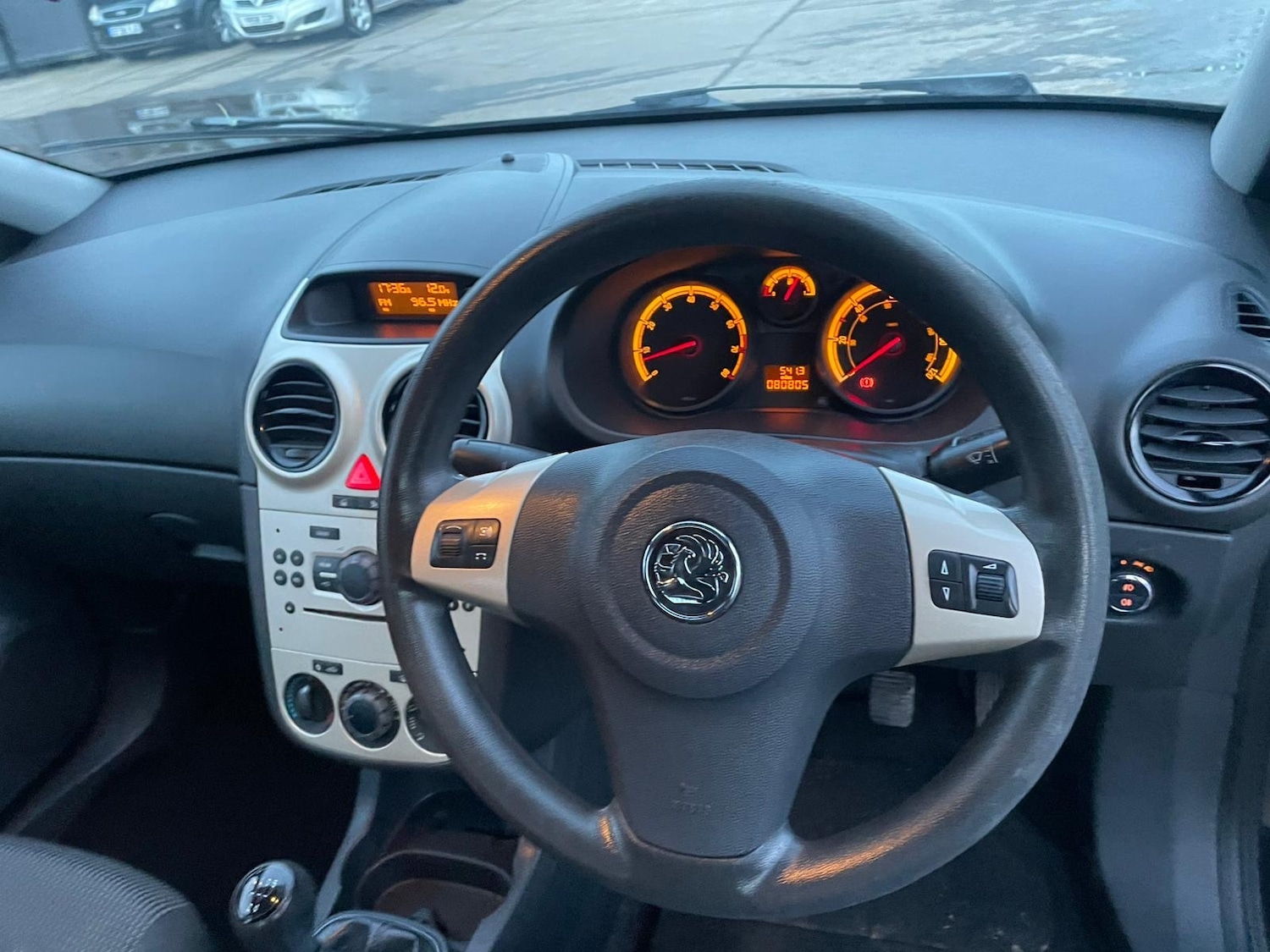 Used Vauxhall Corsa 2010 for sale - 77682088: Photo 10