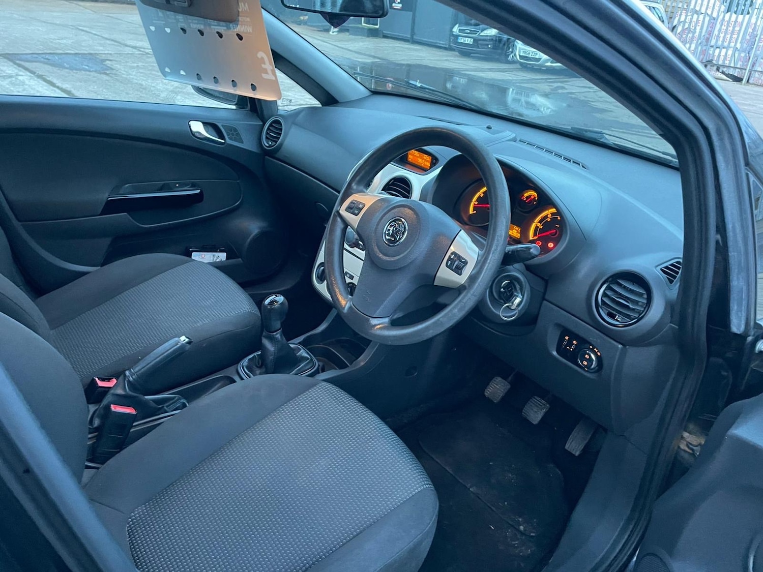 Used Vauxhall Corsa 2010 for sale - 77682088: Photo 11