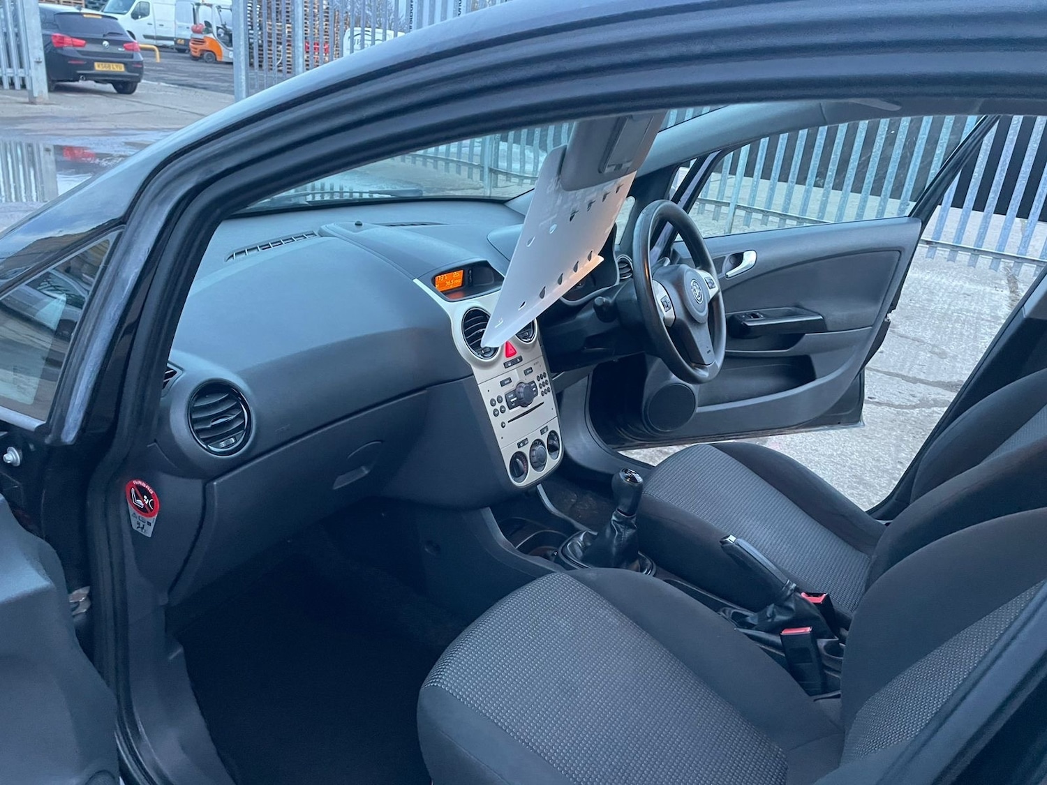 Used Vauxhall Corsa 2010 for sale - 77682088: Photo 12