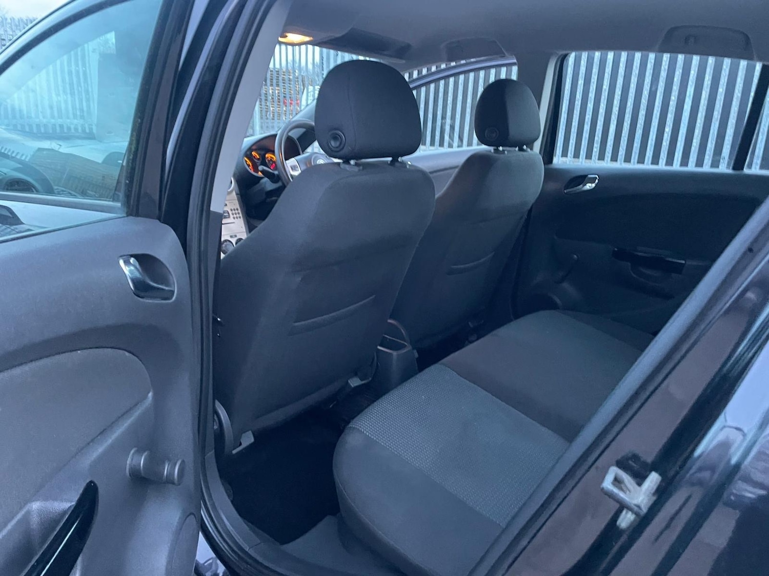 Used Vauxhall Corsa 2010 for sale - 77682088: Photo 16