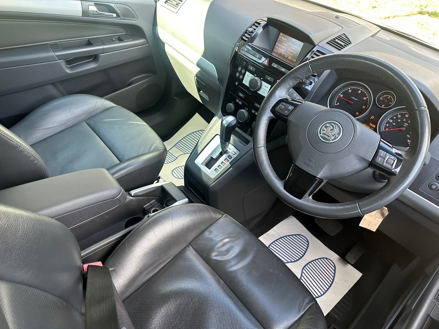 Used Vauxhall Zafira 2010 for sale - 78011598: Photo 16