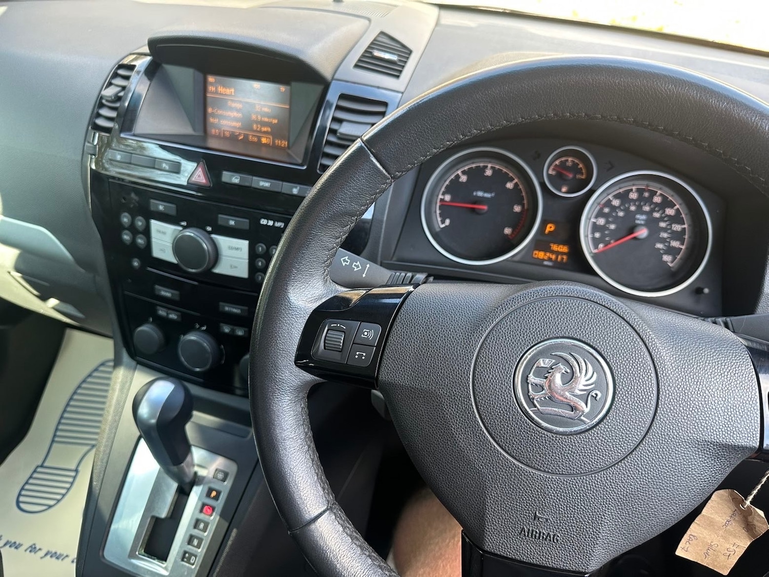 Used Vauxhall Zafira 2010 for sale - 78011598: Photo 21