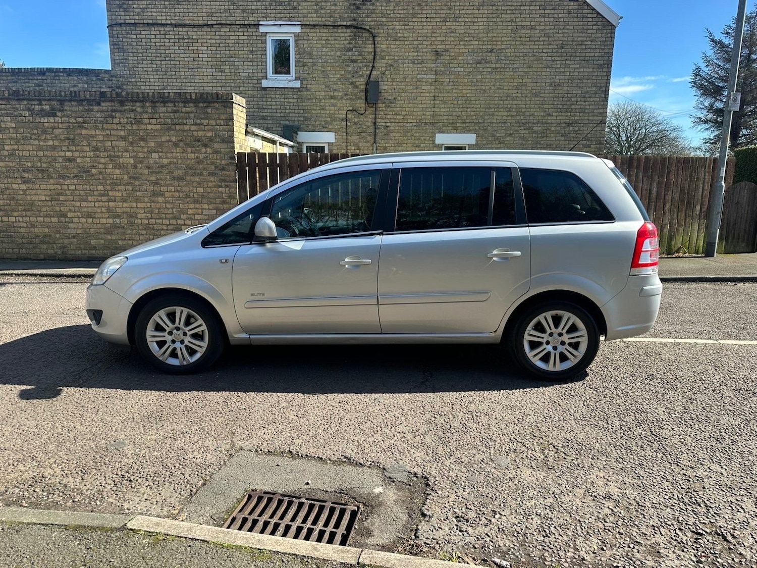 Used Vauxhall Zafira 2010 for sale - 78011598: Photo 6