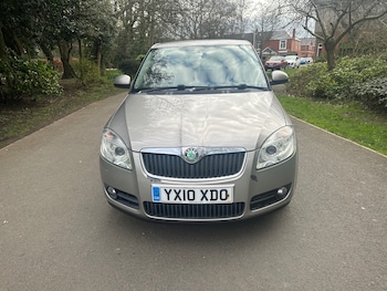 Used Skoda Fabia 2010 for sale - 77951641: Photo