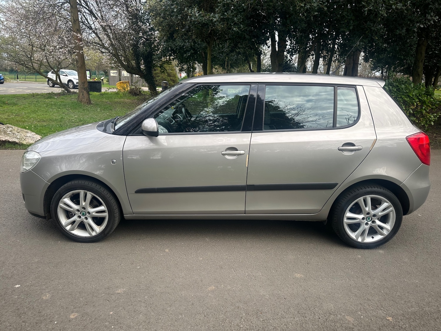 Used Skoda Fabia 2010 for sale - 77951641: Photo 4