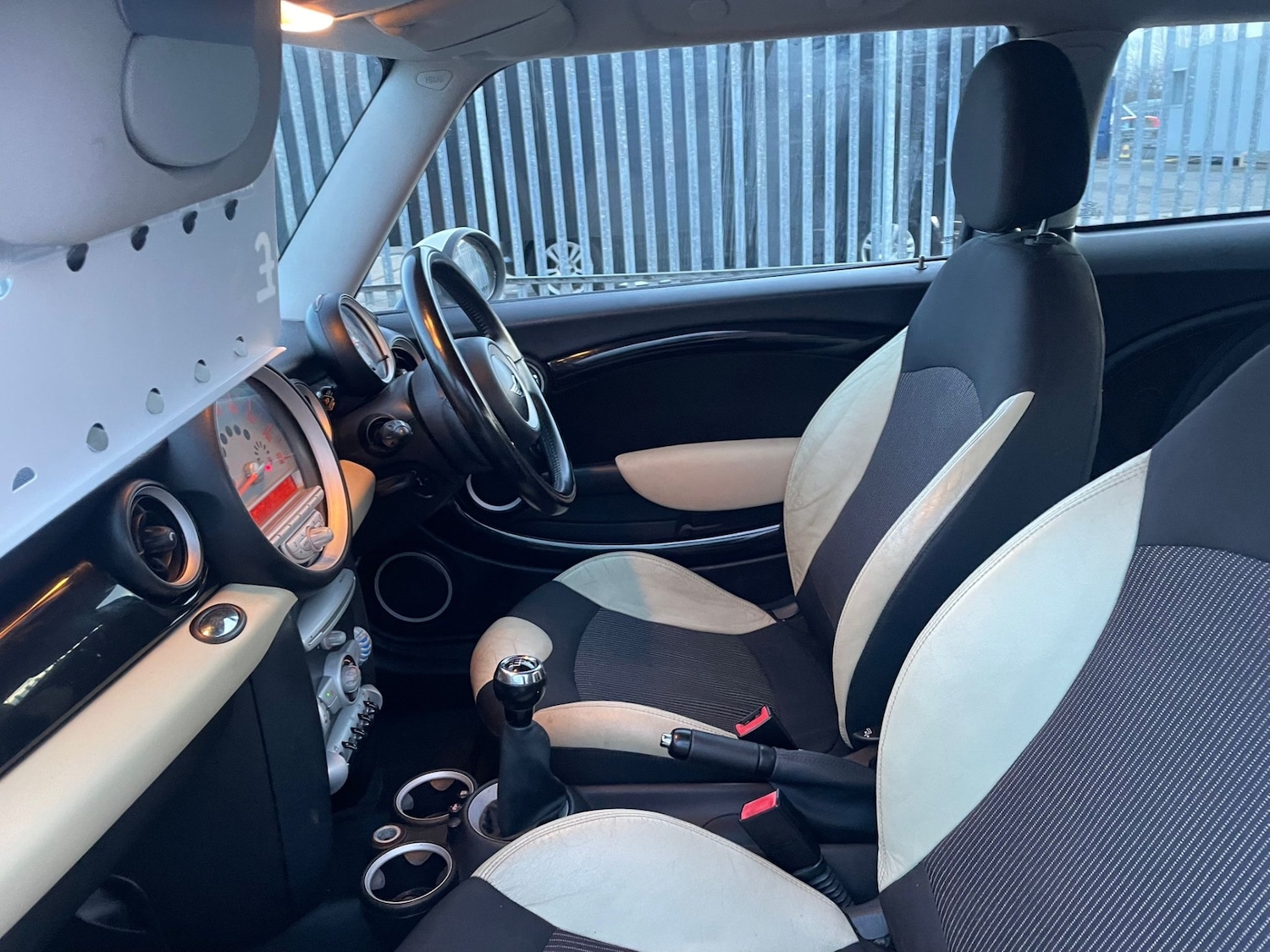 Used MINI Hatch 2010 for sale - 77679708: Photo 12